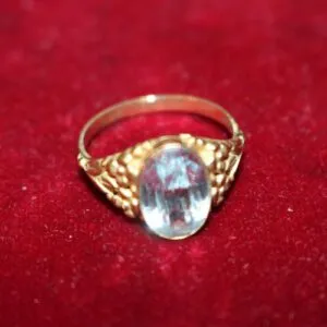 Damesring 333 goud, ringmaat 56, ca. 2,1 gram