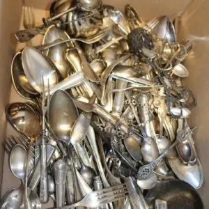 Lot d'argent, couverts, cruche, louches, couverts de service, pinces et plus, argent 925 & 800, poids total env. 4100 grammes