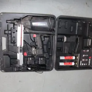 Pistolet à chevilles à gaz Würth Diga CS-2 Power avec chargeur et batteries en coffret