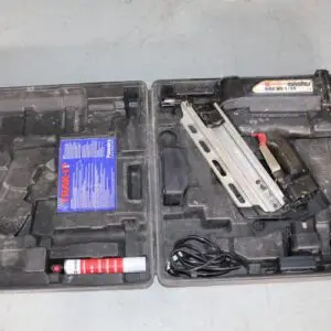 Würth Master DIGA WO-1/34 appareil à gaz cloueur à gaz avec chargeur et 2 batteries en coffret