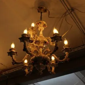 Porcelánový lustr, cca v 95cm x Ø 65cm