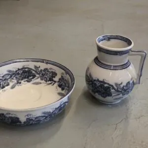 Villeroy&Boch umývací souprava – umyvadlo Ø 37cm a džbán H 26cm