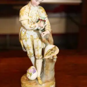 Figurine en porcelaine Thuringe vers 1880, jeune homme, H 22cm
