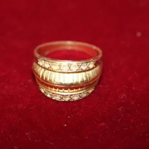 Damesring 585 goud, ringmaat 55, ca. 5,1 gram