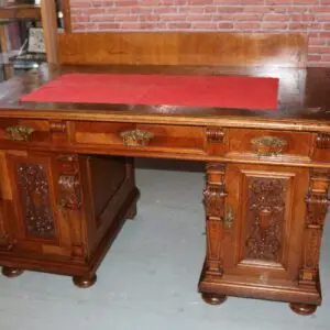 Bureau Gründerzeit en noyer vers 1880, L145cm x P 80cm x H 81cm