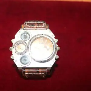 Grande montre-bracelet pour homme Oulm