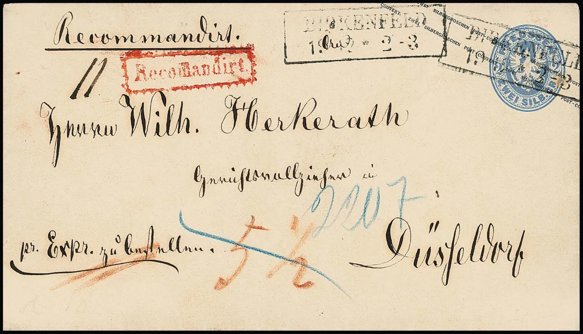 Entier postal armoiries 2 Sgr. bleu comme enveloppe reco-exprès avec Ra2 "Birkenfeld" pour Düsseldorf, reste du port de 5 1/2 Sgr. payé en espèces