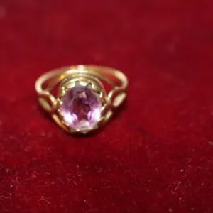 Damesring 333 goud, maat 52, ca. 2,1 gram