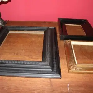 3 cadres d'images de luxe vers 1900, L 57cm x H 65cm, L 34cm x H 40cm, L 32cm x H 36cm