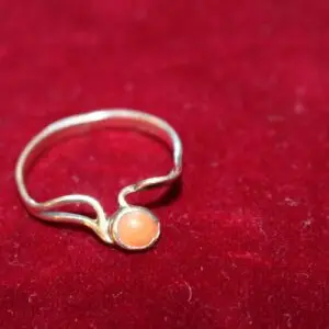 Bague femme or 333, taille 54, env. 1,6 gramme
