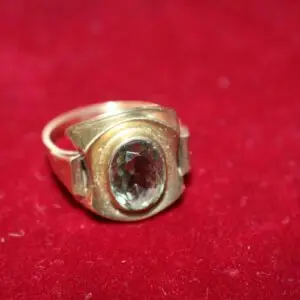 Bague femme pierre or 333, taille 61, env. 4,5 grammes