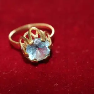 Bague femme avec pierre bleue or 333, taille 62, env. 3,7 grammes