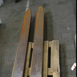 1 paire de fourches prolongatrices pour chariot élévateur