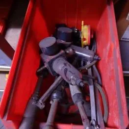 Lot of pneumatic elements