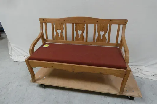 Banc, sans roulettes