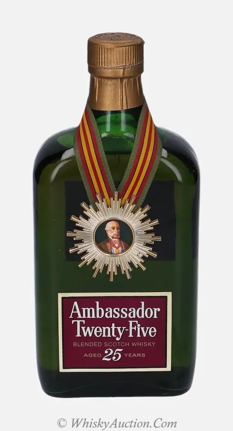 A Deluxe Blend of Premium Scotch Whiskies 25 let