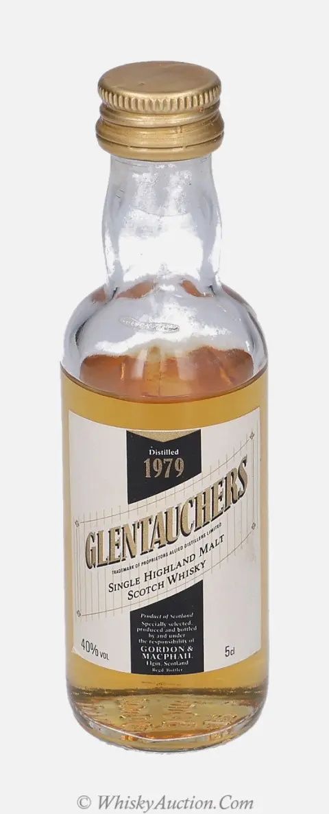 Glentauchers Distillery Labels (1979) – Gordon & MacPhail
