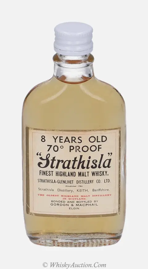 Strathisla Distillery Labels 8 let – Gordon & MacPhail