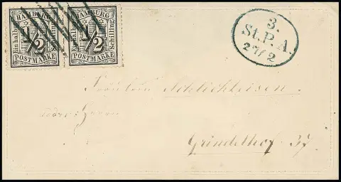 1/2 Sch. noir, paire de cabinet horizontale avec nettes oblitérations à traits bleu-noir et cachet ovale "3. St.P.A." sur petite lettre ornée blanche avec bord gaufré (au verso sans le rabat supérieur). De Hambourg, seules quelques lettres ornées ont été conservées, attestation photo Lange