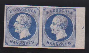 2 Gr. blau und dunkelblau, der Plattenfehler "geschwungene 2" auf beiden Nuancen je als gestempelte Kabinettstücke, einmal sign. Kruschel. Mi. 1200,- +
