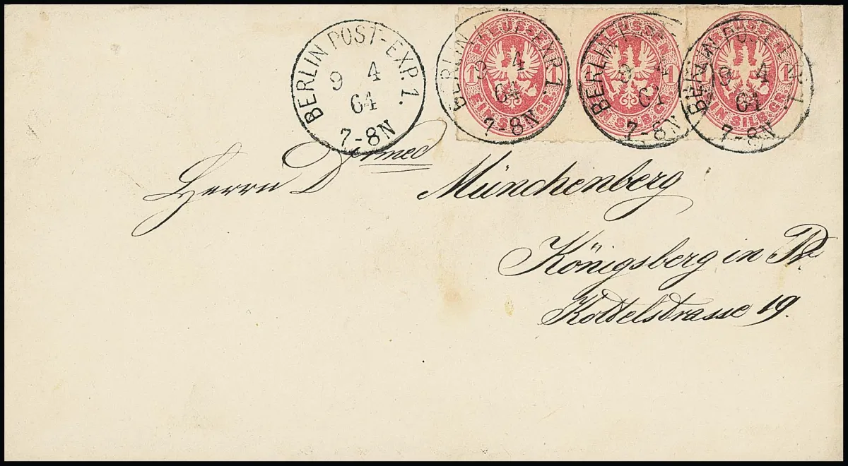 "Berlin Post-Exp. 1", der weniger als ein Jahr verwandte Grotesk-K1 klar 1864 auf Prachtcouvert mit Dreierstreifen 1 Sgr.