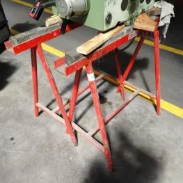2 storage stands