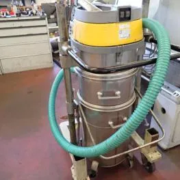 Aspirateur industriel Fabr. : Ribo