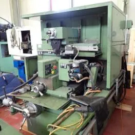 Centerloze uitwendige rondslijpmachine Fabr.: Ghiringhelli
