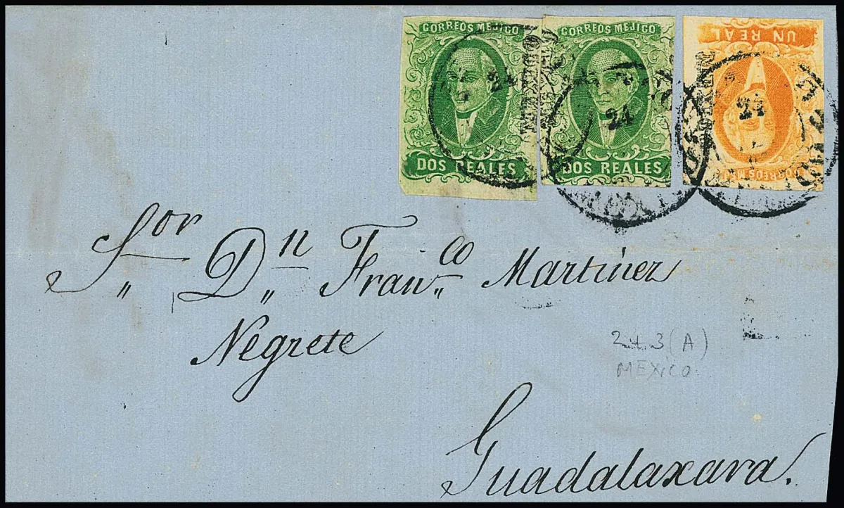 1 R. orange et 2 R. vert jaune par deux, chacune bien coupée et avec surcharge "Mexico", sur face avant de lettre décorative de la connue…