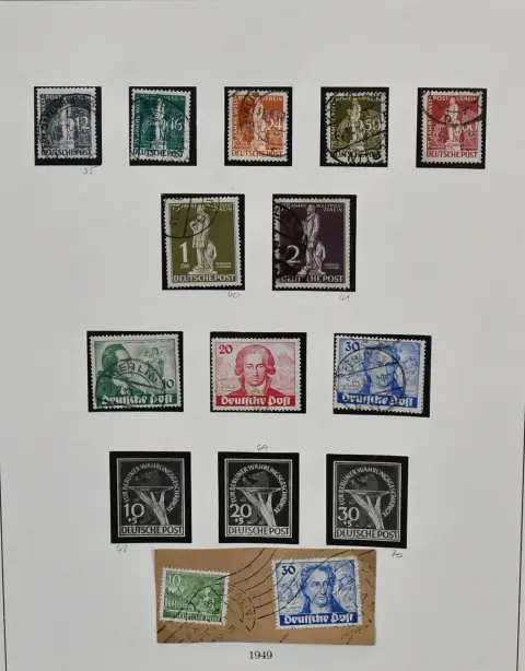 Berlijn, 1948-1990, gestempelde verzameling in twee Lindner albums zonder plakstroken, met enkele goede vroege uitgaven zoals UPU en Goethe, compleet vanaf 1954, de albums alleen al zijn de inzet waard