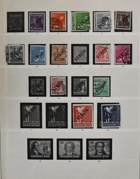 Berlijn, 1948/1990, postfrisse en gestempelde verzameling vanaf de opdrukwaarden in het Sieger voorgedrukte album. Waaronder o.a. nr. 19/20, 35/37, Klokken I en III elk postfris, Klokken II…