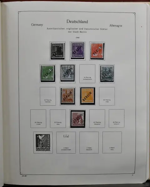 Berlin, 1948-1984, reichhaltige Slg. im Vordruckalbum in gemischter Erhaltung, postfr./gest., ab einigen Aufdrucken, UPU Nr. 35/41 gest., dito Goethe Nr.…
