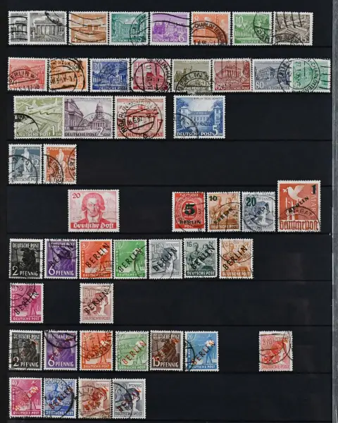 Berlin, 1948/1990, gest. Slg. ab den Aufdruckwerten, mit Nr. 62, 71/73, Glocken II/III, Nr. 80/81, 106/9 usw., von 1952-1990 (bis auf wenige Werte der letzten…