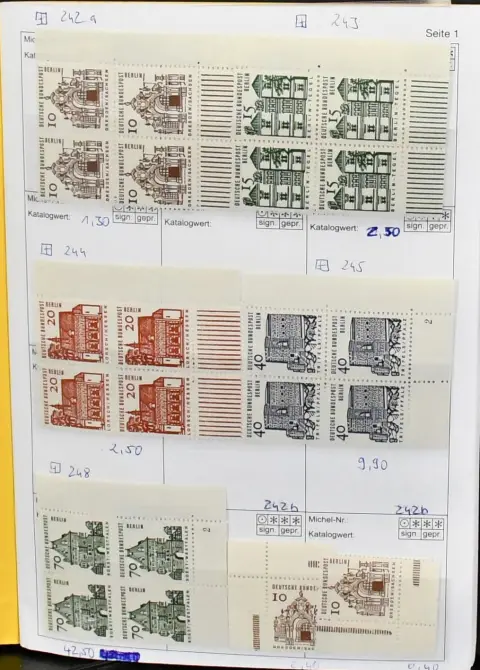 Berlin, 1964-72, postfrische Zusammenstellung von Dauerserien-Besonderheiten, dabei waager. Paare, Viererbl. (u.a. kleine Bauwerke, teils Eckrand mit FN),…