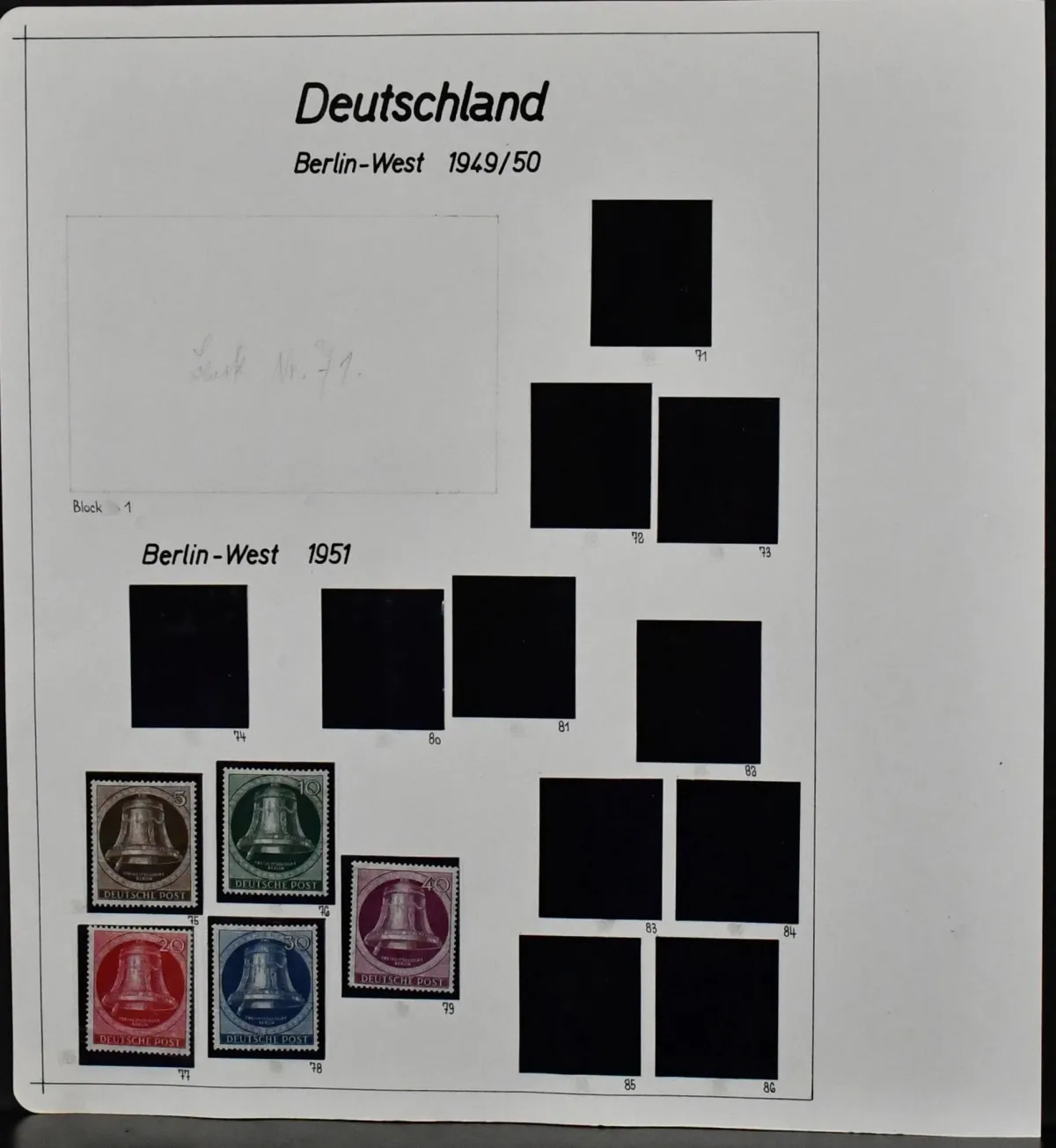 Berlin, 1948/90, mint collection from no. 16, with among others no. 75/79, 88/90, 113, 123 etc., from 1955-1990 complete. Plus no. 39 and 41 mint. Mi. 1700,-