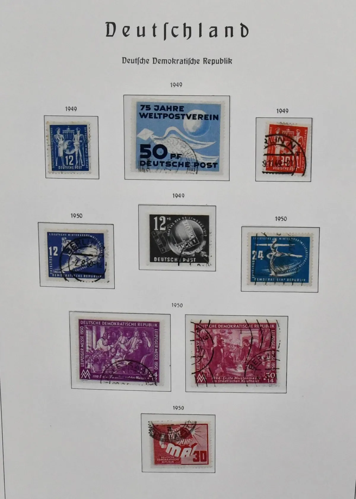 RDA, 1949-1977, collection oblitérée dans deux albums préimprimés Leuchtturm sans charnières, complète sauf Köpfe II, avec toutes les autres pièces phares comme Bach, Akademie,…