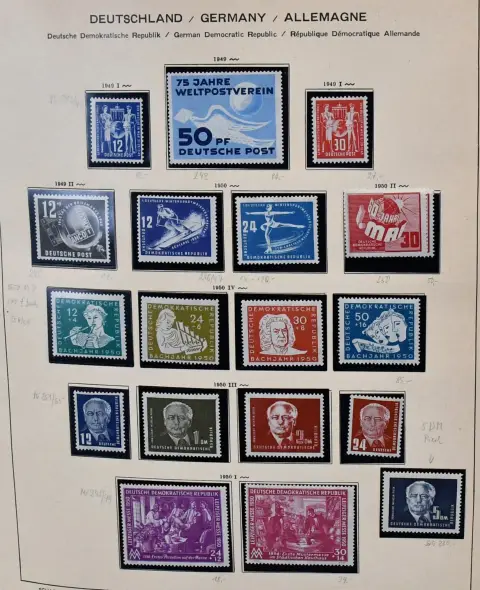 DDR, 1949/1975, complete verzameling vanaf nr. 242 in twee Leuchtturm voordrukalbums. Alleen blok 8/9A/B ongebruikt, verder alles postfris, o.a. nr. 261/70, ...