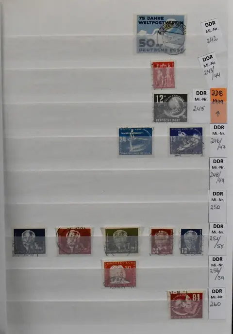 ГДР, 1949/1968, гашеная коллекция с № 242, включая № 261/70, 286/88, блок 11/15 и 19 и т.д., в толстом альбоме. Mi. 2700,-