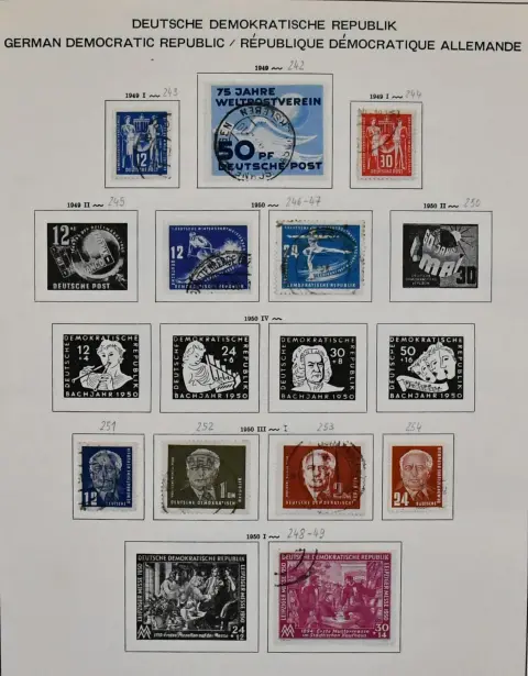 DDR, 1949-1969, gestempelde verzameling in voorgedrukt album, over delen compleet, met vroege waarden vanaf nr. 242, ex nr. 261/70, 286/88 (Chinezen), later met blokken zoals o.a. Bl. 19 enz. Michel 2200,-