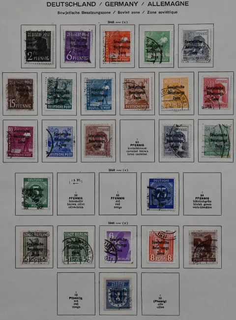 GDR, lot with used collection from 1949-1980 in Schaubek pre-printed album, plus another binder with many blocks, sheets and some se-tenant.