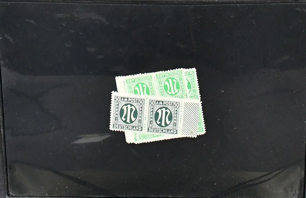Bizone, Partie Besonderheiten, u.a. Nr. 36II mit besserer HAN "6014.48 1" postfr. (Mi. 150,-), 37II als Walzen-Oberrandstück mit diagonalem Aufdruck (lose…