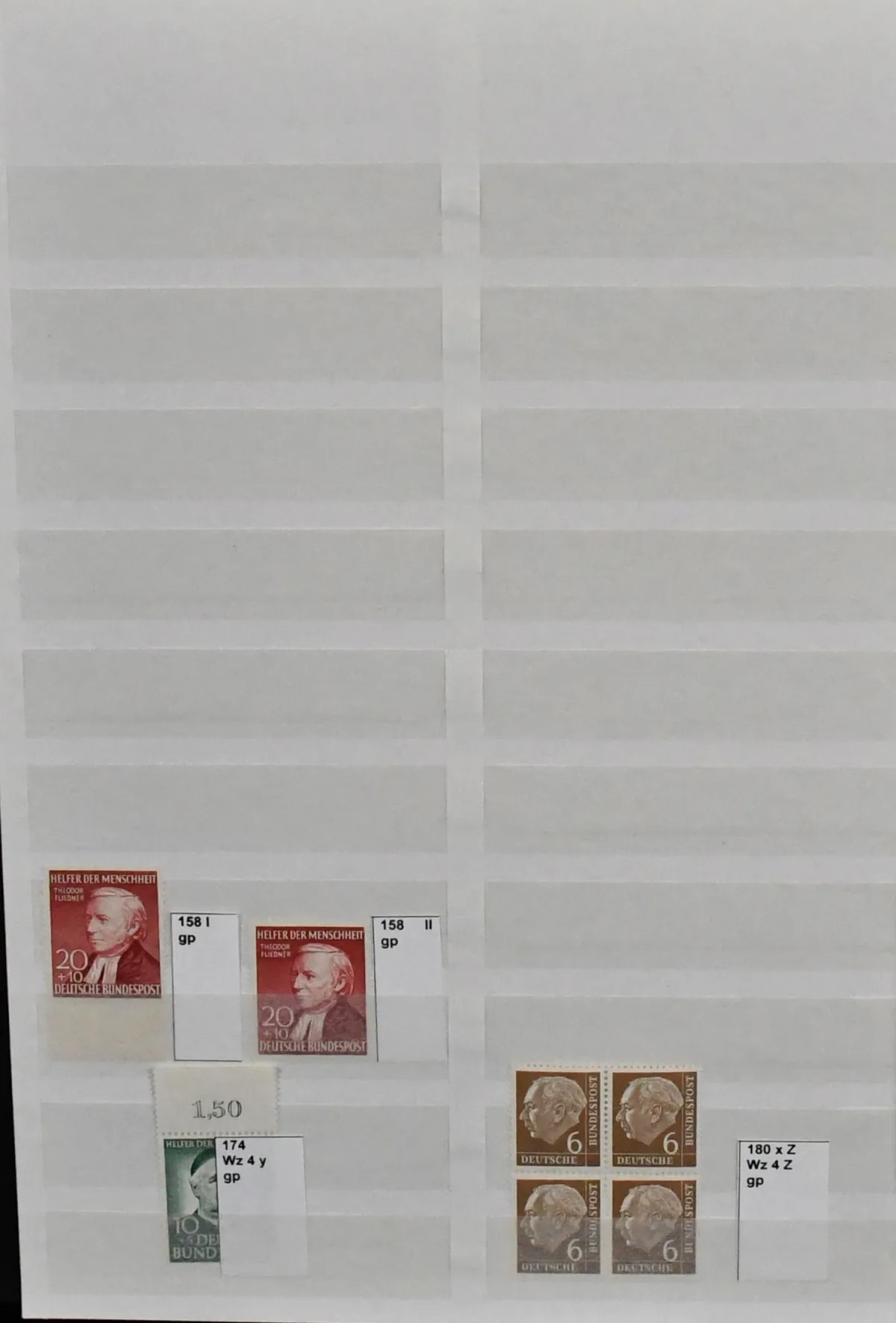 SRN, 1949-1962, čistá sbírka bez nálepek pouze zvláštnosti, včetně č. 158I/II, 180XZ v expertizovaném čtyřbloku, 213F expertizováno, 239DD, mnoho deskových vad, včetně č. 255XI, 256II, 281I, 367I, 372I, 379II, dvojité tisky atd.