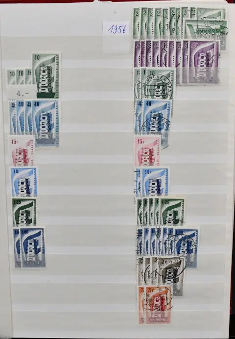 Europa Union, CEPT, joint issues 1956/1984, extensive mint and used stock of about 6500 values, chronological in three thick albums. Including...