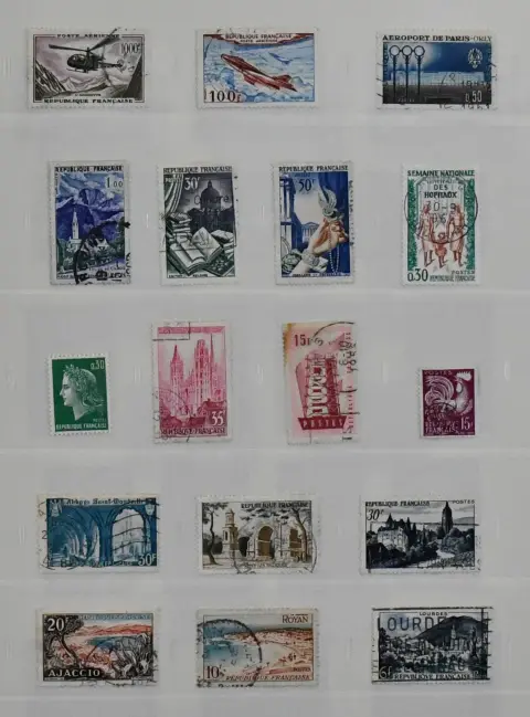Europa, dreibändiger Sammlerbestand, meist Vordruckalben, dabei Frankreich 1958-1981 wohl kpl. postfr., sowie UNO-Slg. ab 1979