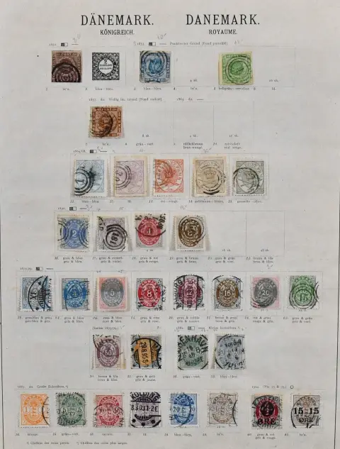 Denemarken, 1851-1913, meestal gestempelde verzameling op oude Schaubek voorbedrukte bladen, met onder andere nr. 1, 3, 5, 9, 11-15, 16-19, 22-31, 32-33, 47-52, 62, 81 enz., evenals dienst- en verrekeningszegels