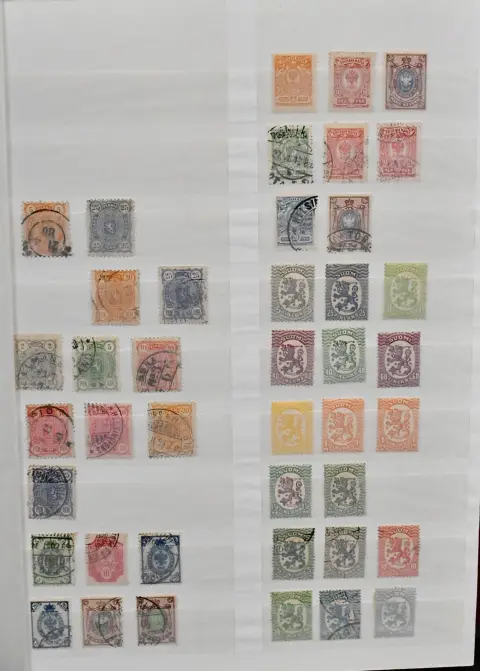 Финляндия, 1875-2009, коллекция в обоих состояниях в альбоме, в т.ч. немного раннего материала, с 1945 часто без наклеек, а также блоки и марочные книжечки, и немного Аланда