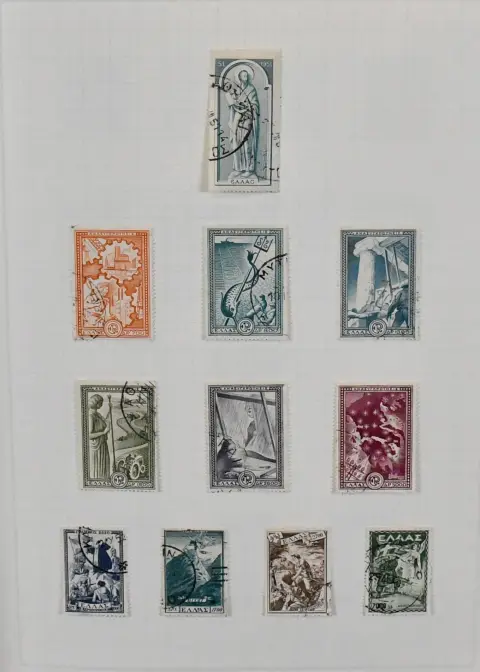 Греция, 1896-1981, обширная коллекция во всех состояниях в альбоме, начиная с некоторых олимпийских номиналов, серий стандартных марок, 40-х/50-х годов с лучшими номиналами, с ок. 1960 в основном полная, местами также негашеная