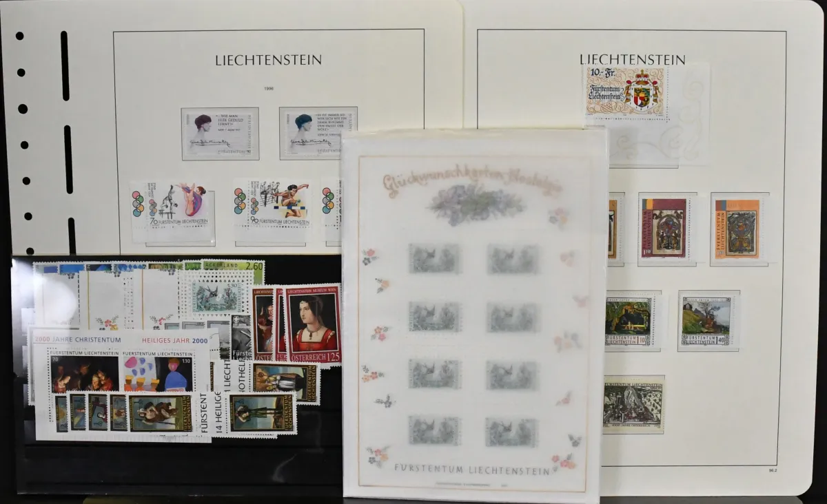 Liechtenstein, 1996/2006, complete mint collection, additionally with some miniature sheets. The included face value is already 880,- CHF (= 900,- Euro)