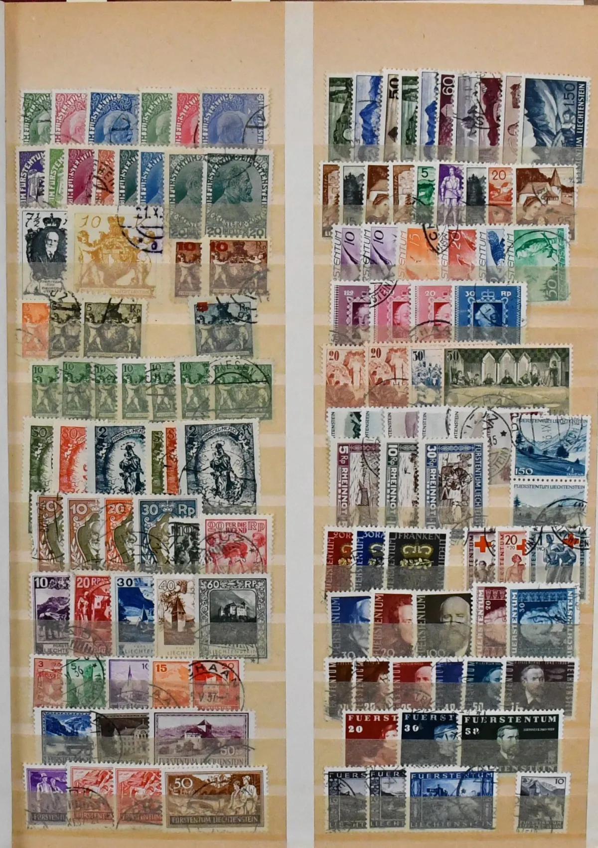 Liechtenstein, 1912/2001, kolekcja kasowana w albumie, zaczynająca się od dobrych nr 1/3X i Y, ponadto lepsze wydania, takie jak np. nr 156/69, 309 itd. Mi. około 3000,- plus...