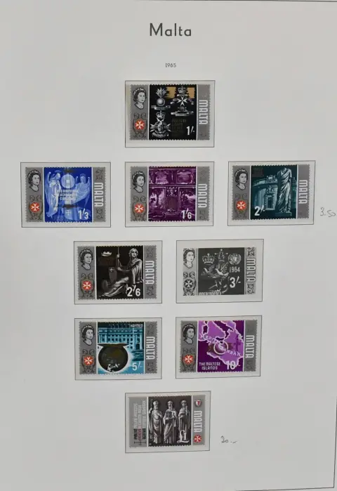 Malta, 1964-1982, mint collection from independence in Leuchtturm pre-printed album, including many complete issues such as no. 301-19, 323-29, as well as postage due.